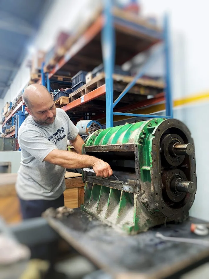 Serviço técnico em equipamento